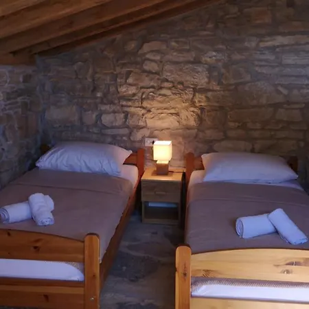 Juniper Stone By Guide Villa Benkovac