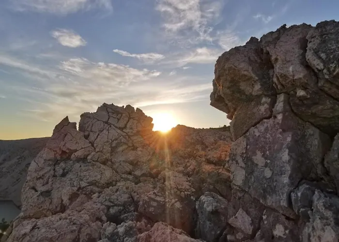 Juniper Stone By Guide