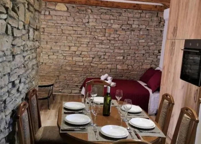 Juniper Stone By Guide