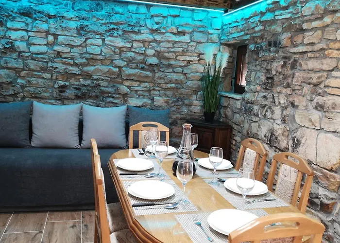 Juniper Stone By Guide Бенковац